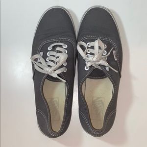 AUTHENTIC Vans Sneaker Grey Size 7.5 men’s 9 women